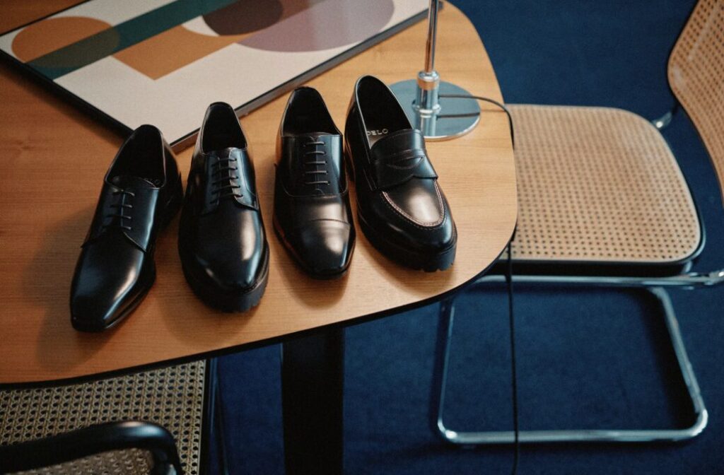 ADELO(アデロ)とは?話題のシークレットシューズを徹底解剖